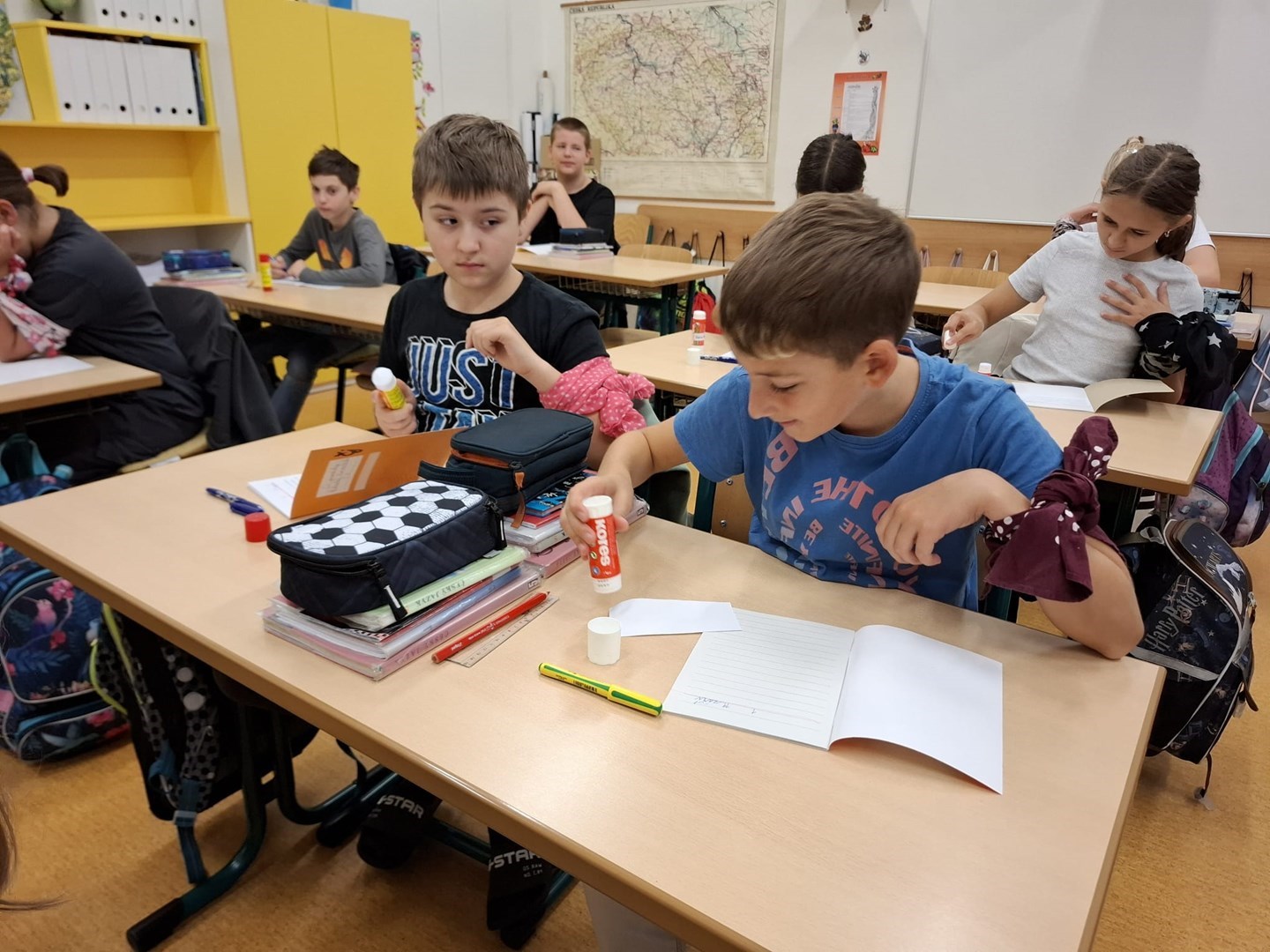 Dopoledne jen s jednou zdravou rukou